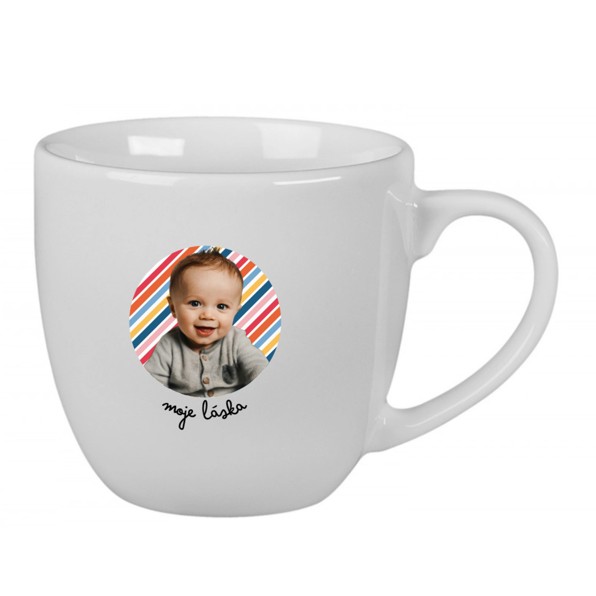 Personalizovaný keramický hrnek 400 ml s výřezem fotky na podkladu