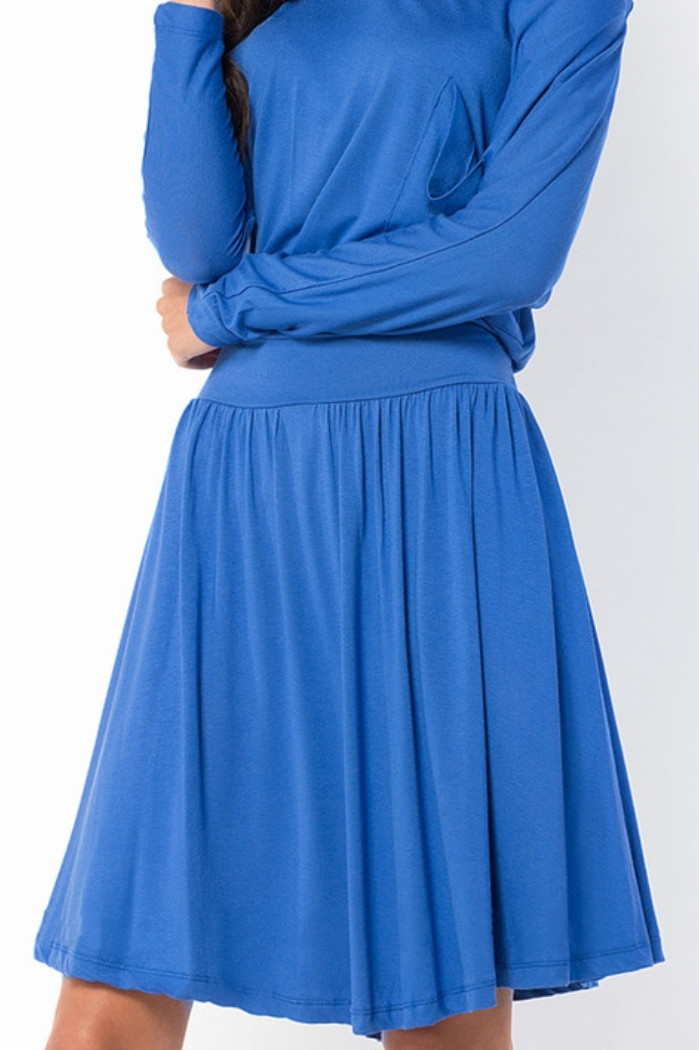 Letní šaty dámské ve volném střihu značkové středně dlouhé modré - Modrá - Makadamia XL Královská modř