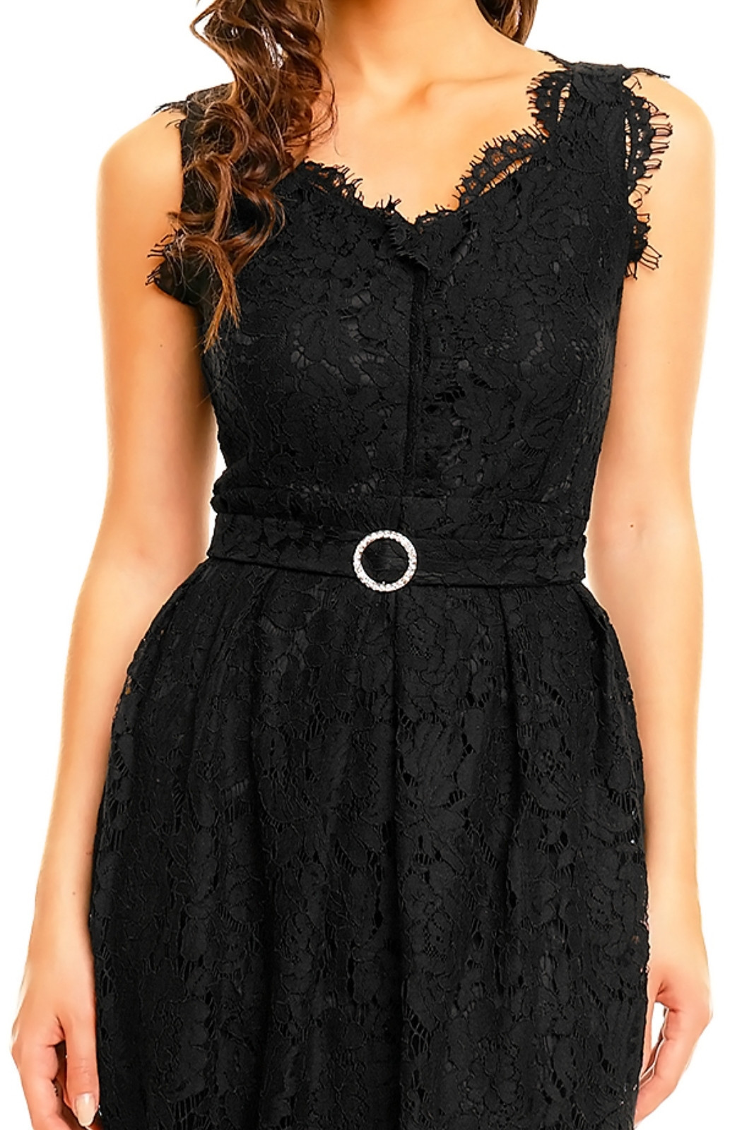Společenské šaty model 15042430 krajkové s páskem černé Černá - Mayaadi Velikost: S, Barvy: černá