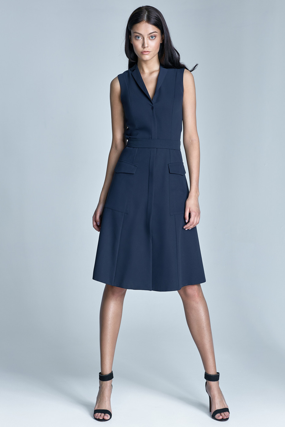 Denní šaty model 8611007 tm.modrá 40/L - Nife