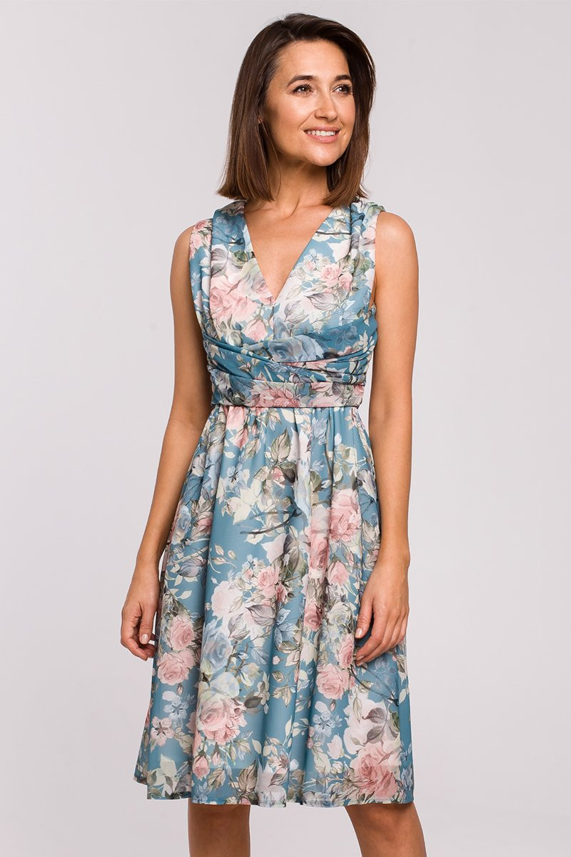 Denní šaty model 14564597 Style - STYLOVE Velikost: 2XL, Barvy: růžová s květy