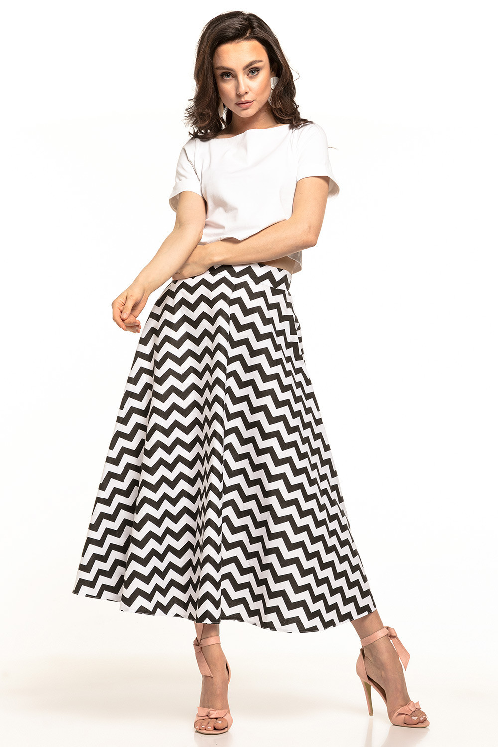 Levně Dámská sukně model 15728982 černo bílá S36 - Tessita