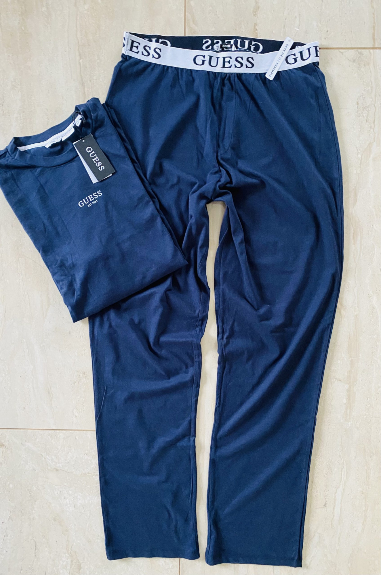 Pánské pyžamo Tmavě modrá model 16299551 - Guess Velikost: M, Barvy: Modrá