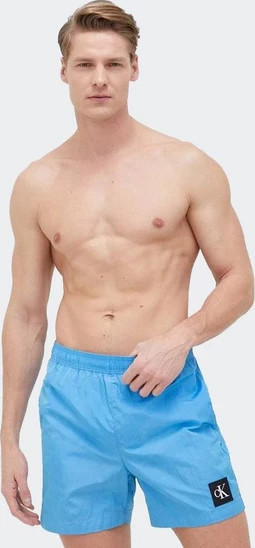 E-shop Pánské střední plavecké šortky se stahovací šňůrkou KM0KM00819 CY0 sv. modrá - Calvin Klein