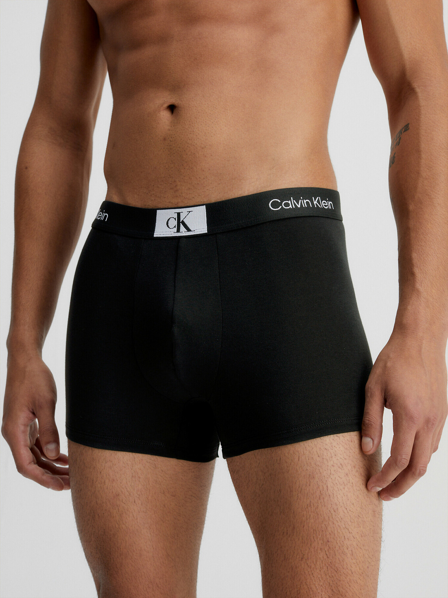 Pánské boxerky Calvin Klein NB3403A UBI s delší nohavičkou Black XL