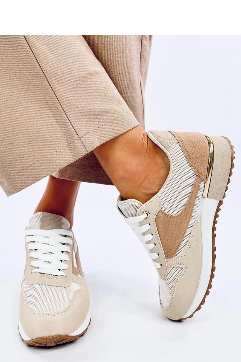 Dámska športová obuv YY41 Beige - Inello 37 béžová