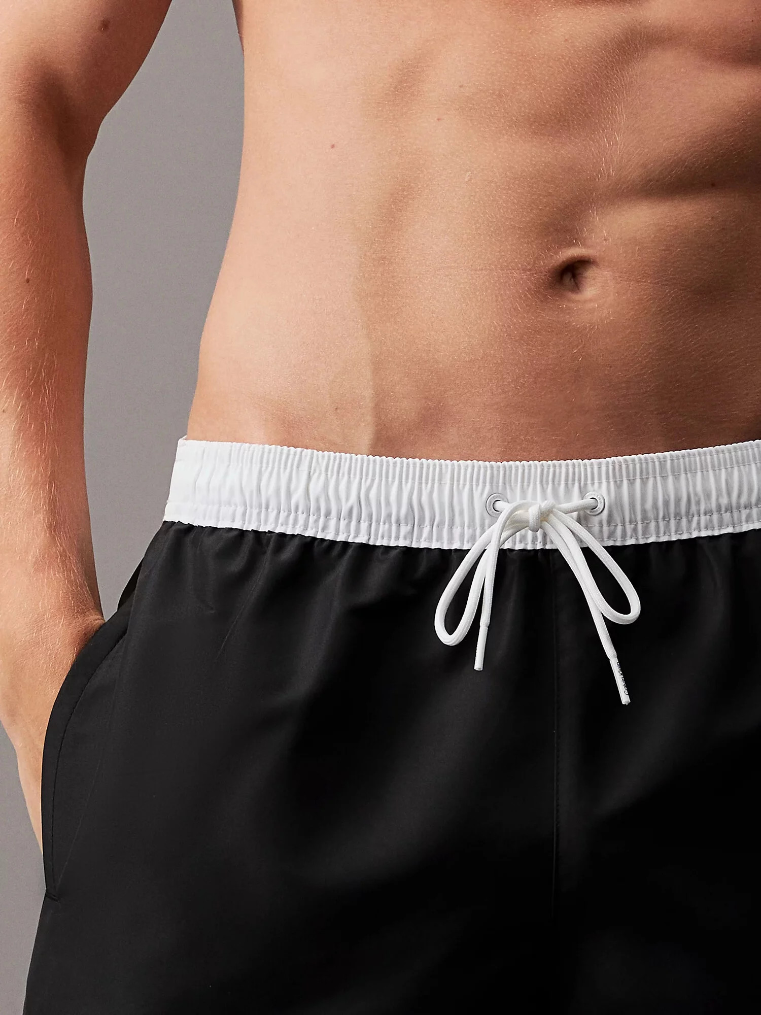 Pánské plavky KM0KM01051 BEH černé - Calvin Klein XL (obrázek 4)