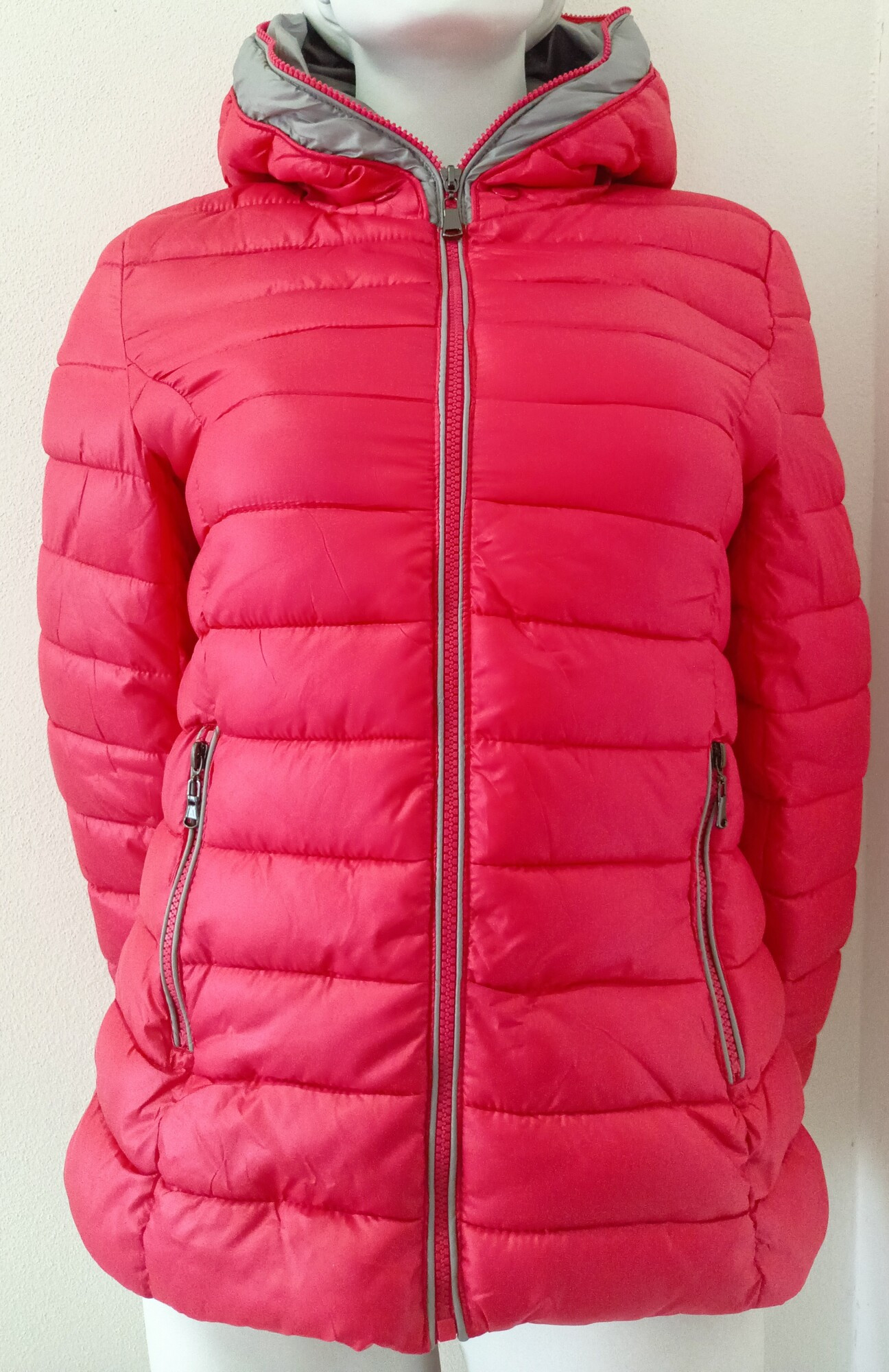 Dámská prošívaná bunda s kapucí B7013 červená - SWest červená L