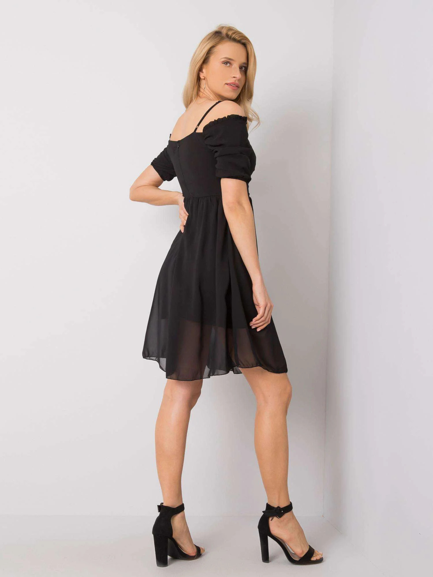 Dámske šaty 322 SK 1768.70P čierne - FPrice S