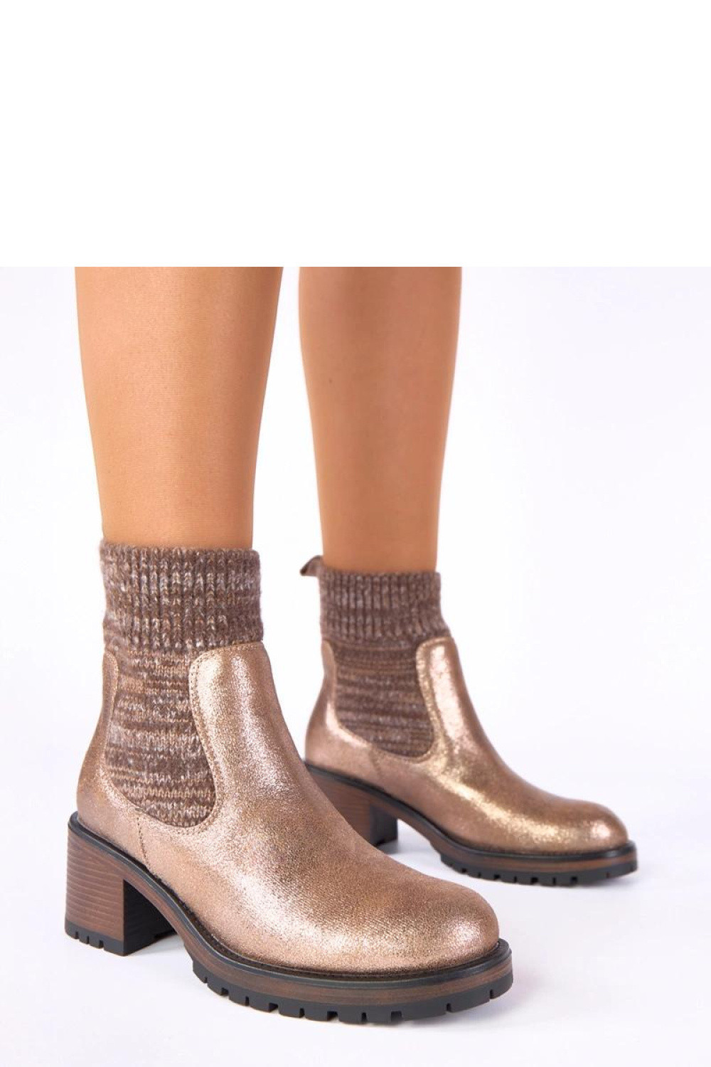 Topánky na podpätku M-789 zlaté - Solea 39