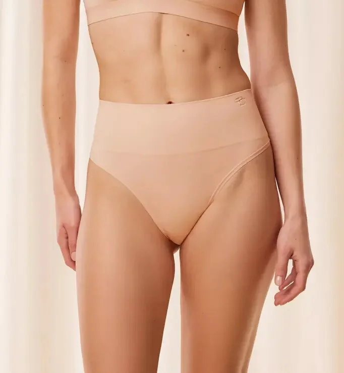 Dámské kalhotky Soft Sculpt Bandeau String - Triumph 00EP 0038 (obrázek 3)