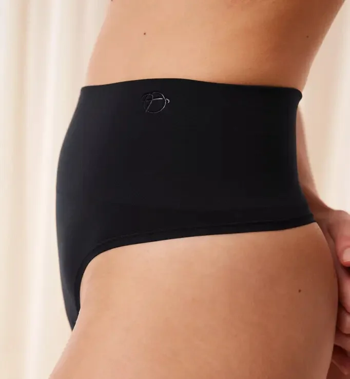 Dámské kalhotky Soft Sculpt Bandeau String - Triumph 00EP 044 (obrázek 3)