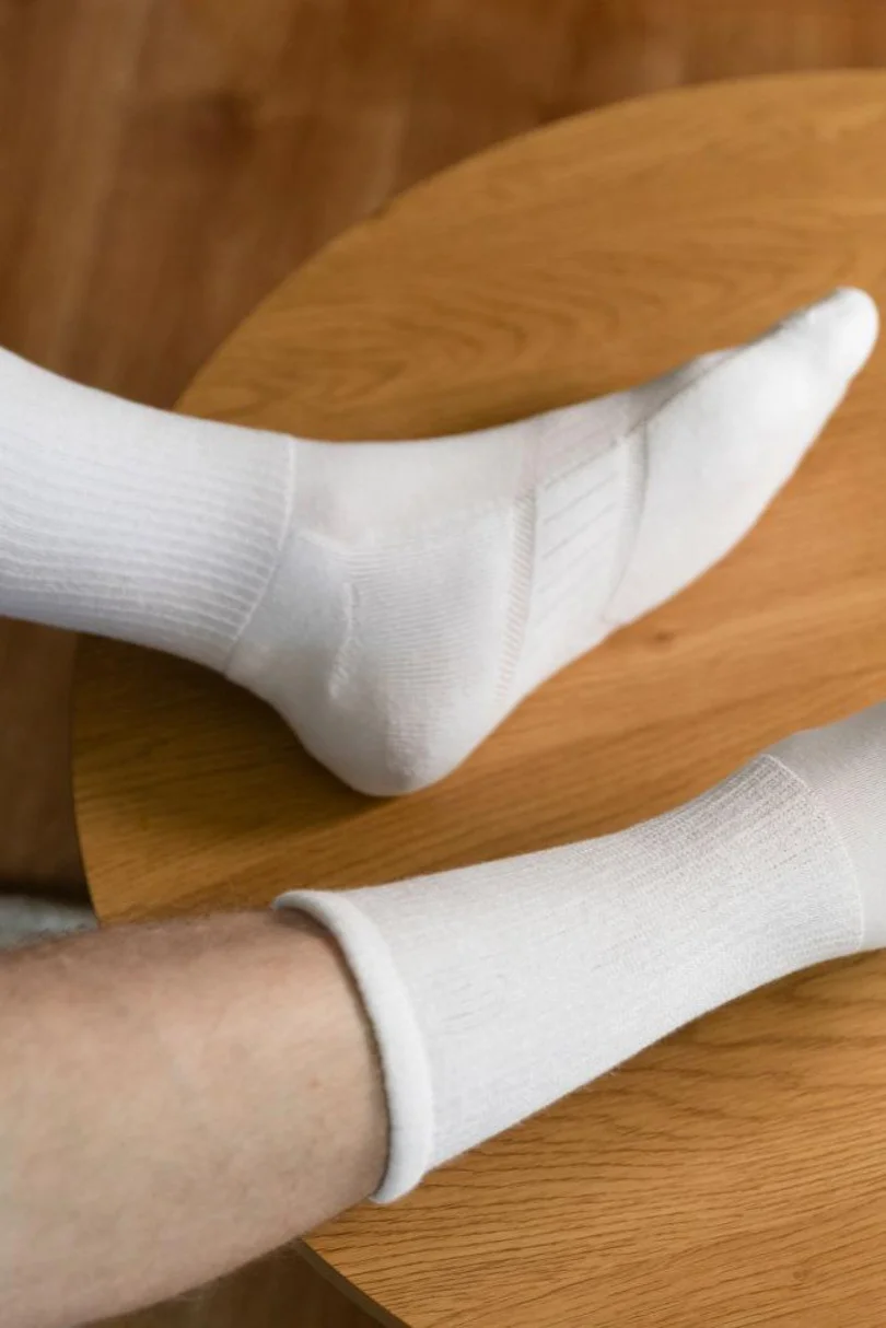 Pánske polofroté športové ponožky 047 bílá 38-40 Pánske polofroté športové ponožky 047 bílá 38-40