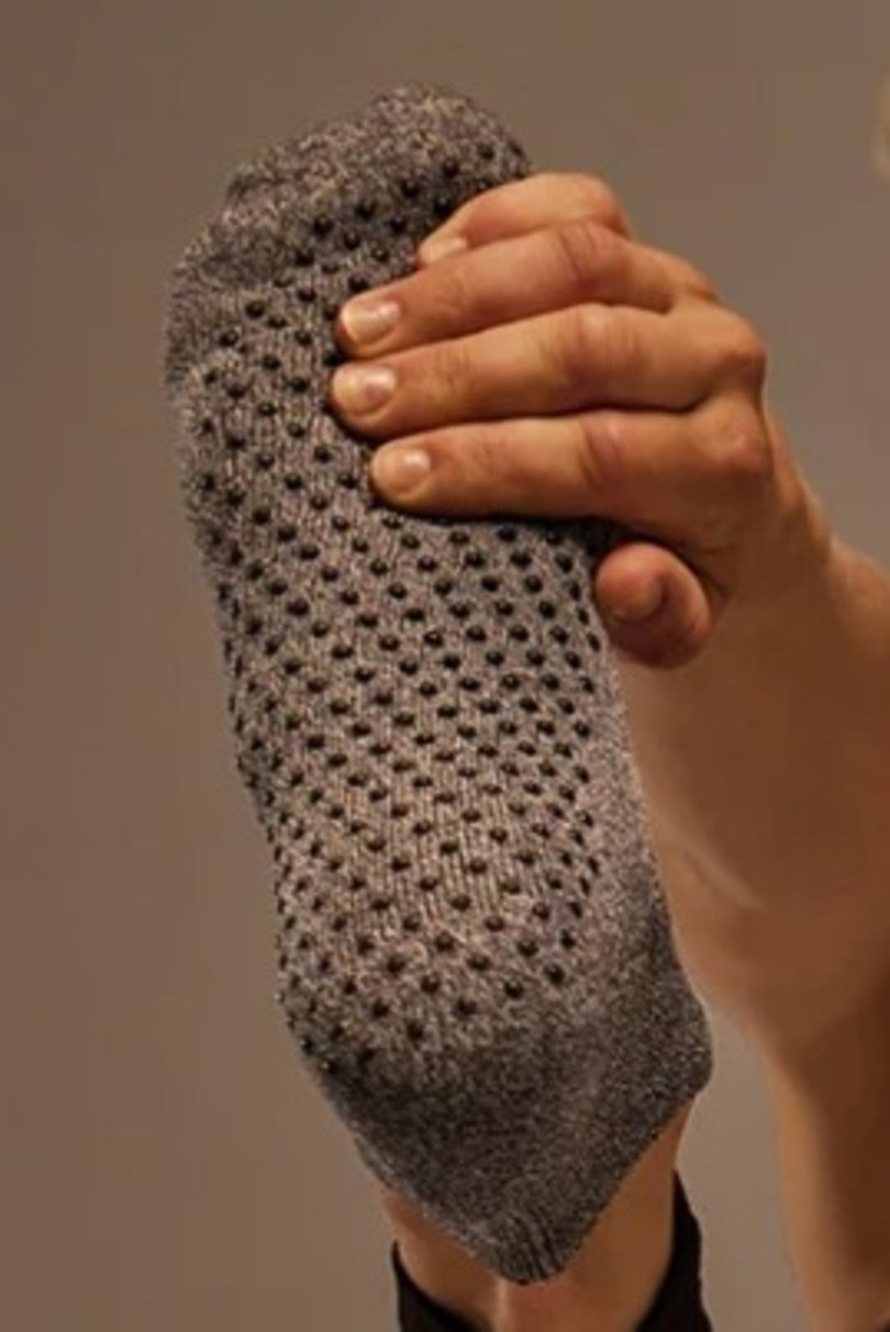 PÁNSKE PONOŽKY S ABS 17392 grafit 41-46