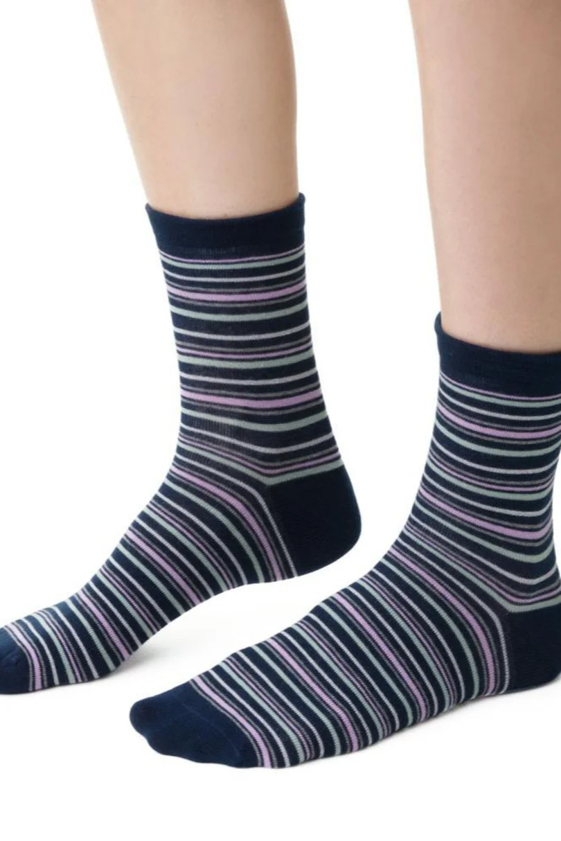 Dámske vzorované ponožky 099 tmavě modrá 38-40