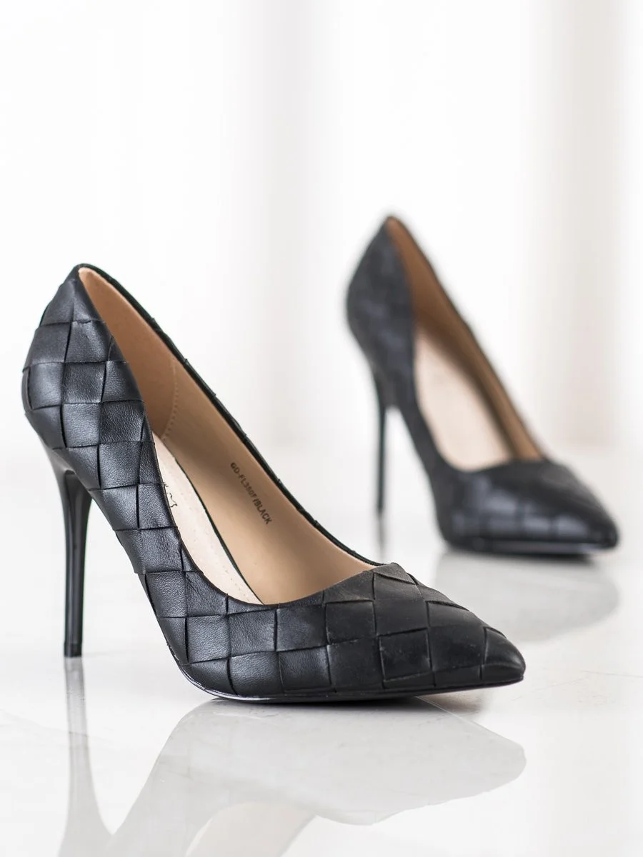 Jedinečné dámske lodičky čierne na ihličkovom podpätku 36