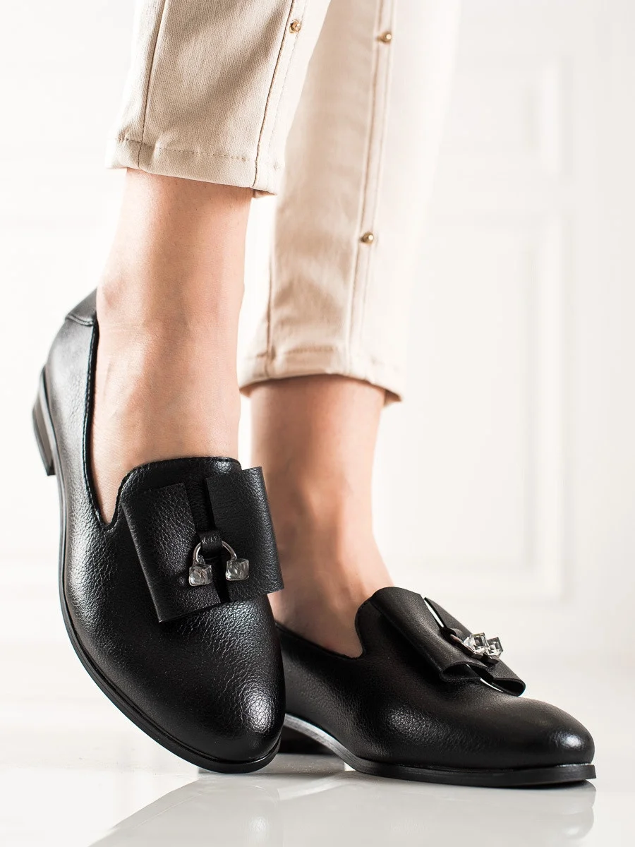 Exkluzívne dámske poltopánky čierne na plochom podpätku 37