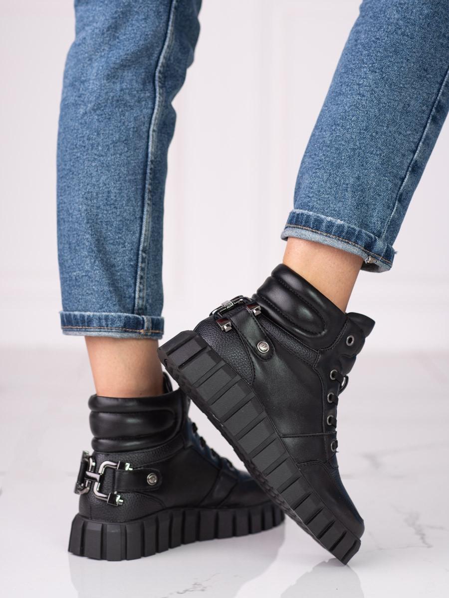 Módní kotníčkové boty dámské černé bez podpatku 40