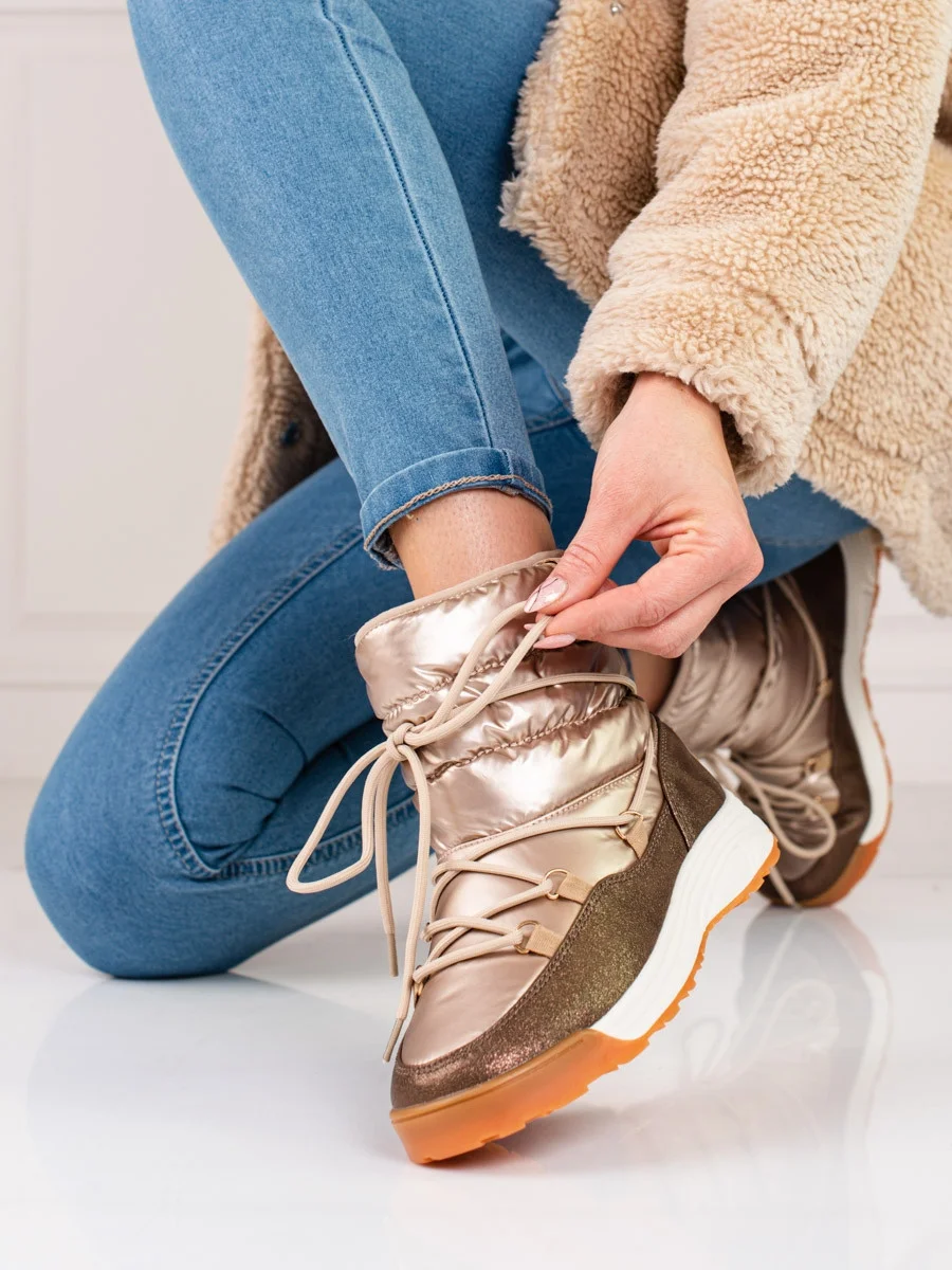 Pekné dámske snežnice zlaté bez podpätku 36