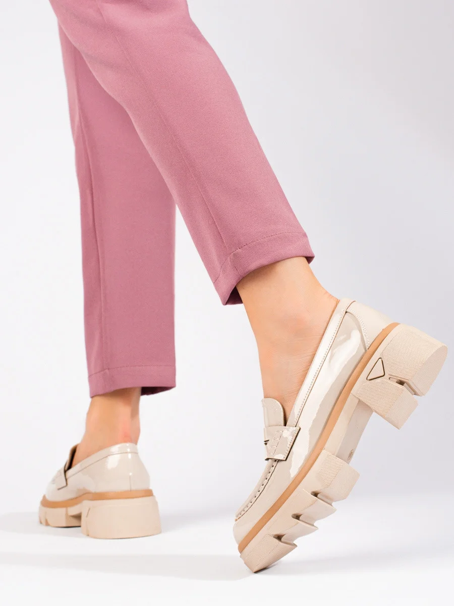 Trendy dámske hnedé mokasíny 39