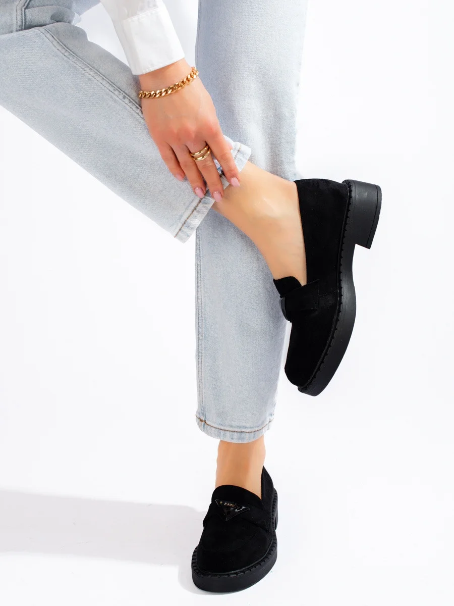 Zaujímavé mokasíny čierne dámske bez podpätku 36