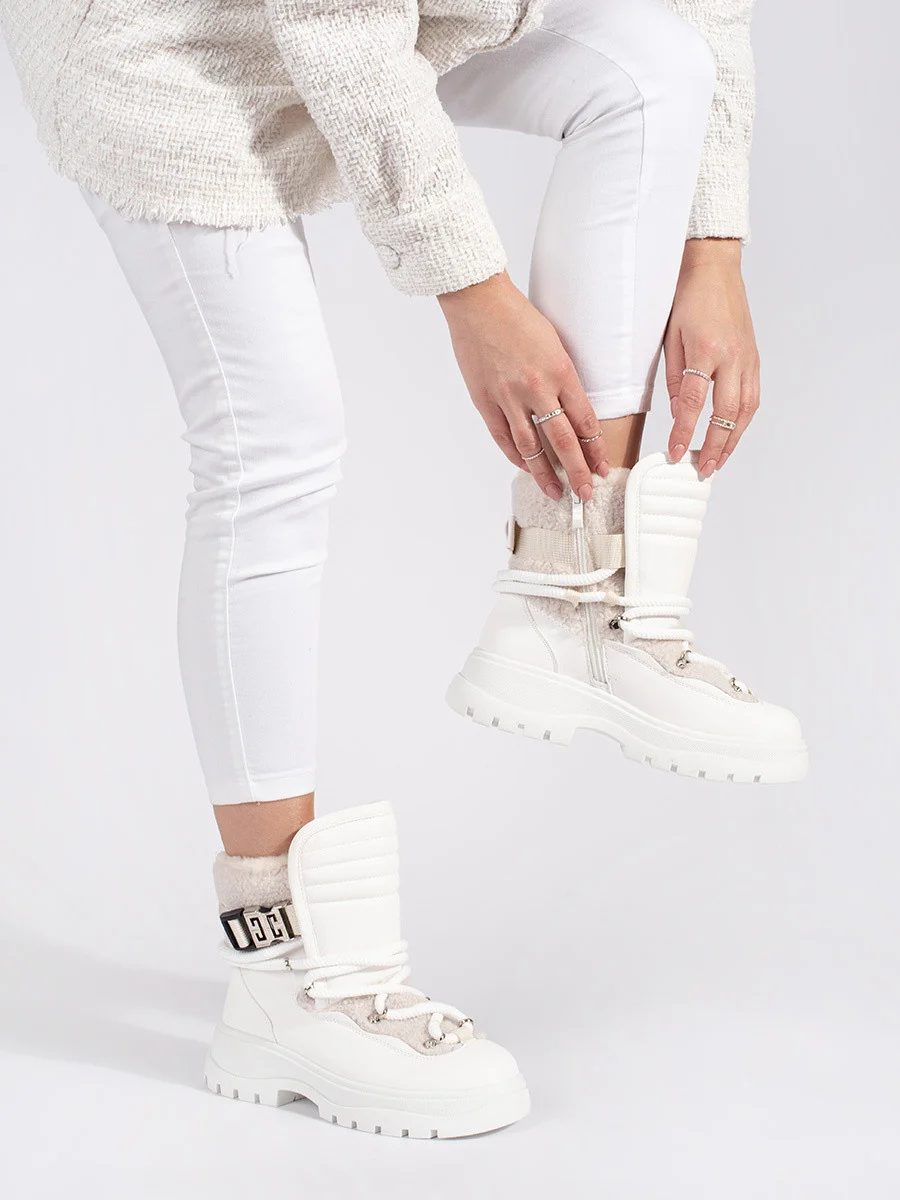Pekné dámske snežnice s bielou platformou 36