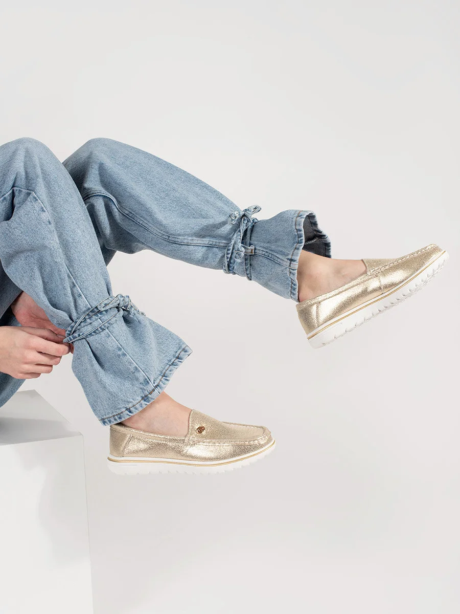 Dámske klasické zlaté mokasíny na platforme 36