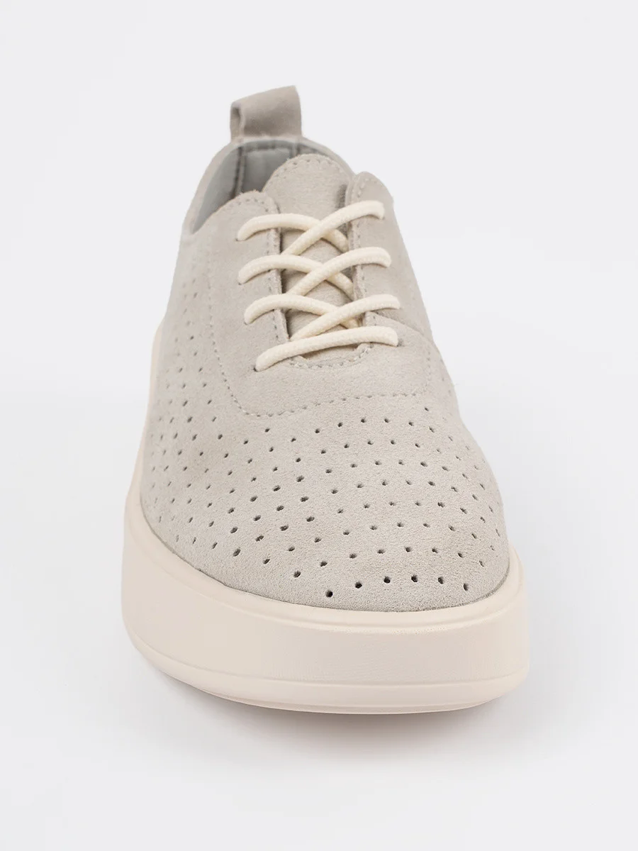 Pekné hnedé dámske topánky na platforme 36