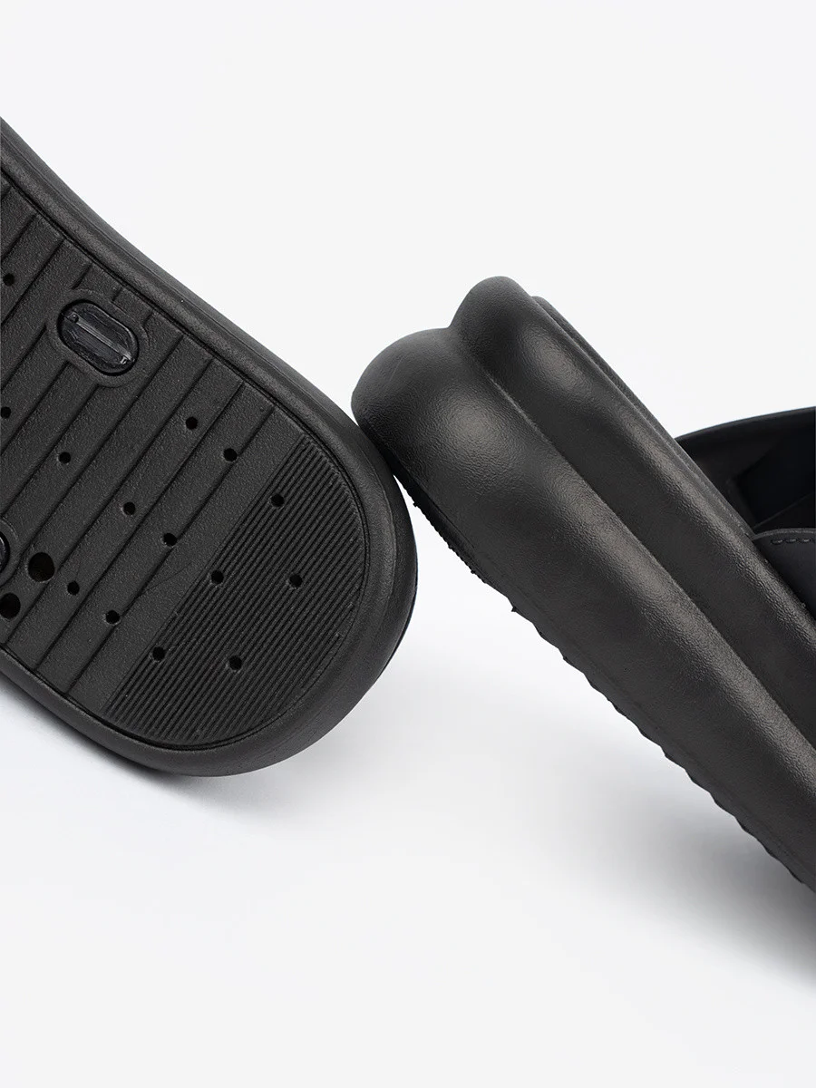 Pohodlné čierne dámske ponožky s platformou 36