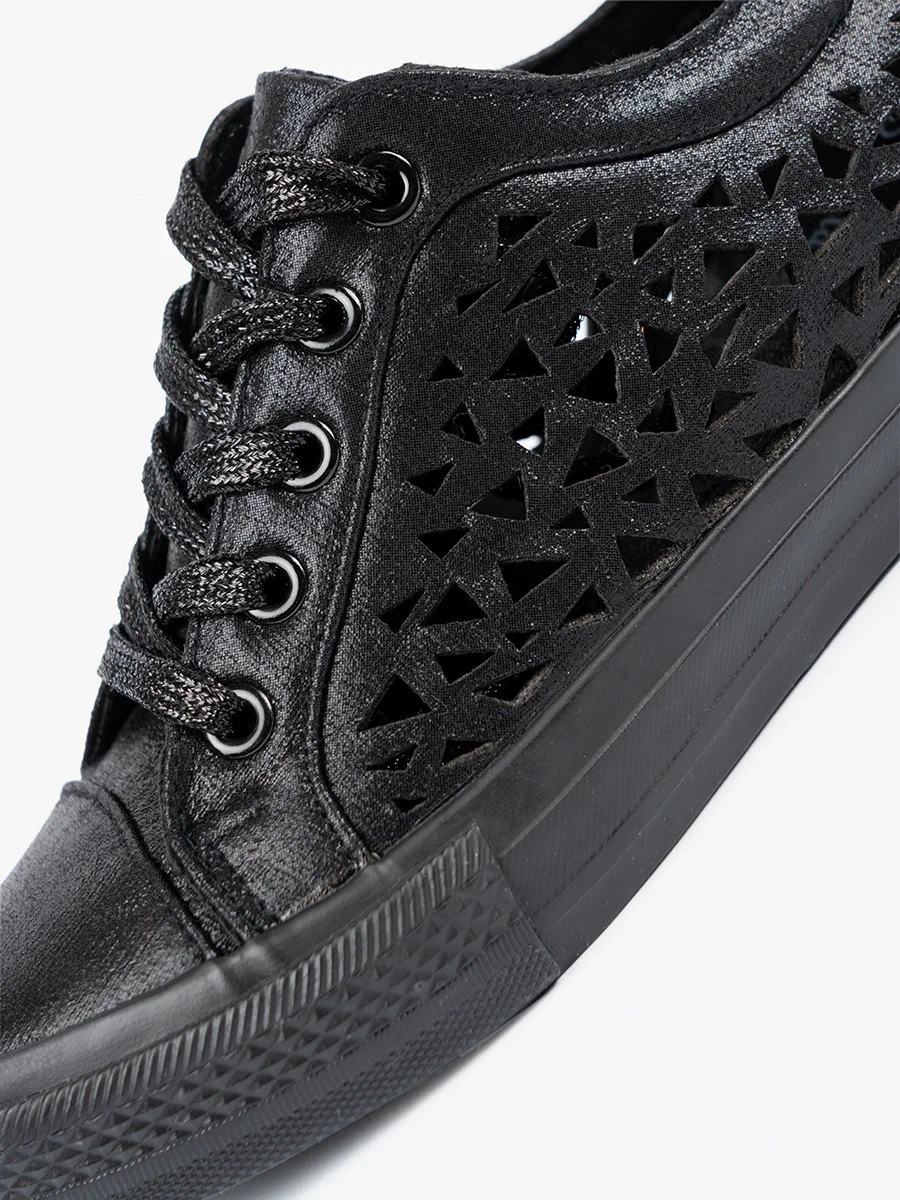 Módne dámske tenisky čierne na klin 36