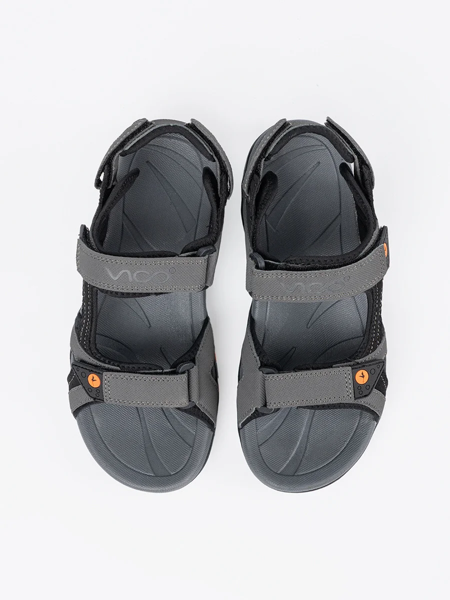 Dámske značkové sandále šedo-strieborné bez podpätku 36