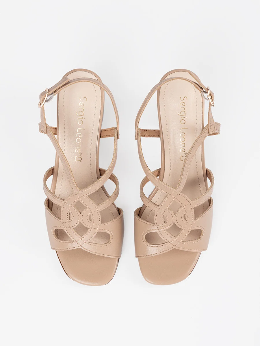 Klasické dámske sandále hnedej farby Obcas 36