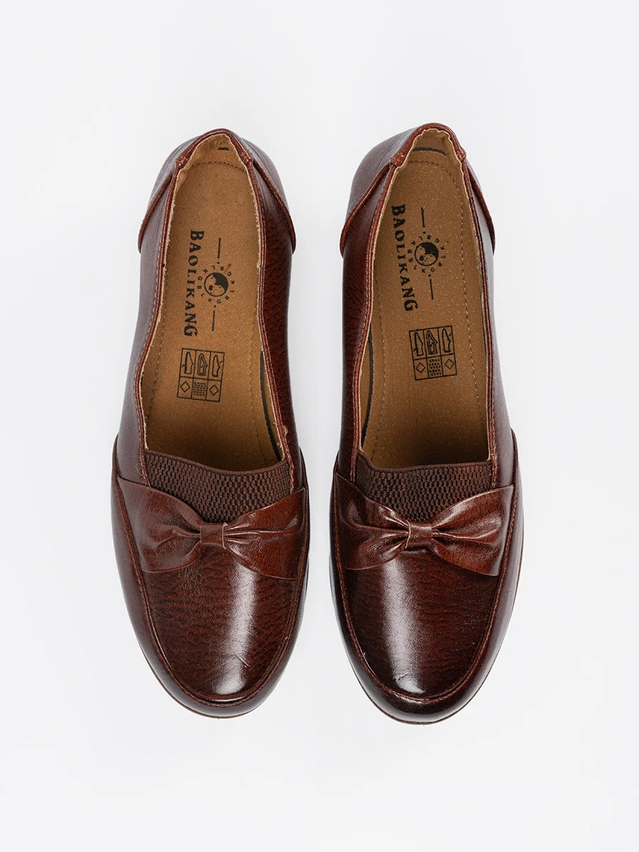 Módne hnedé dámske topánky na klinoch 39