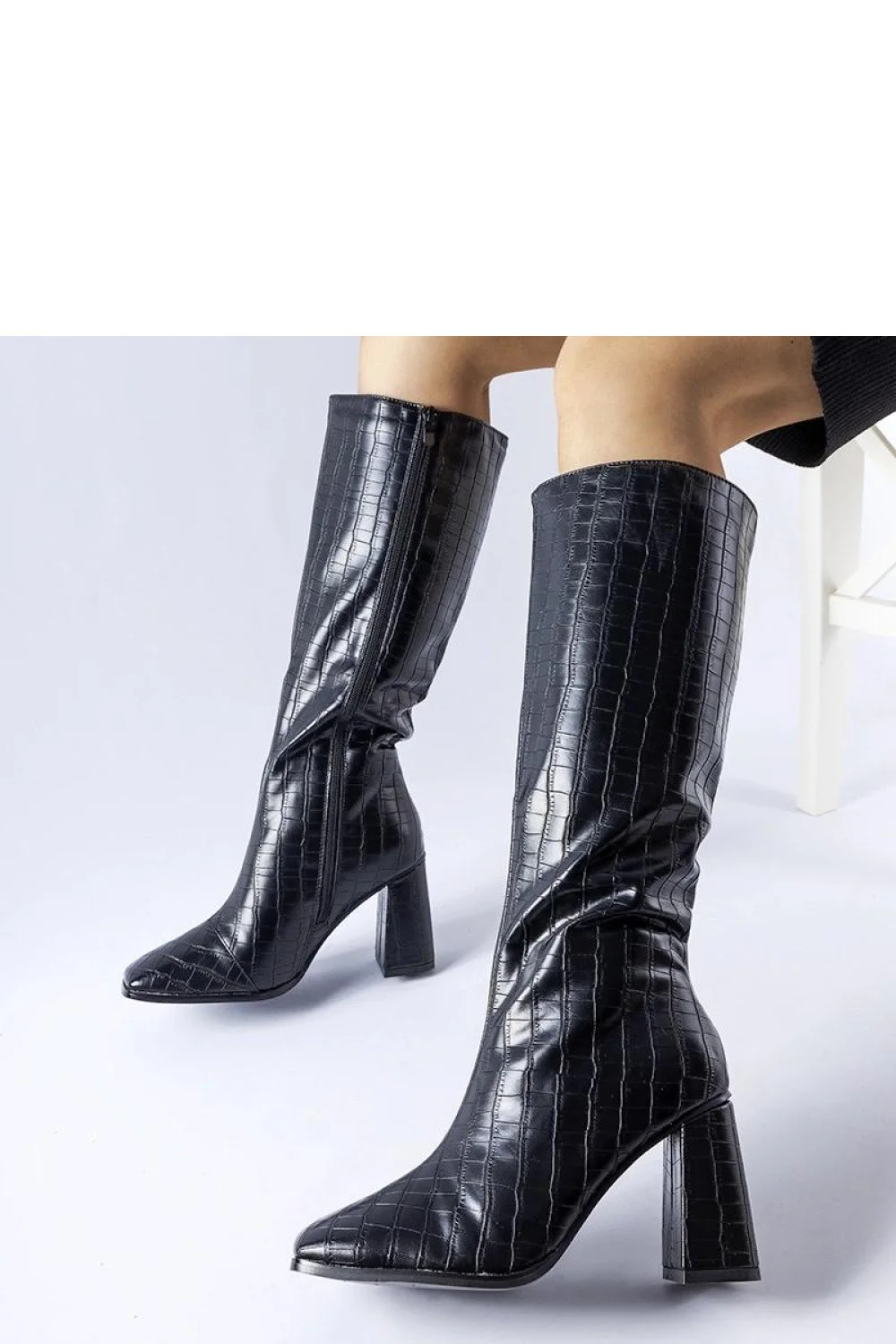 Čižmy na podpätku model 204730 Solea 38