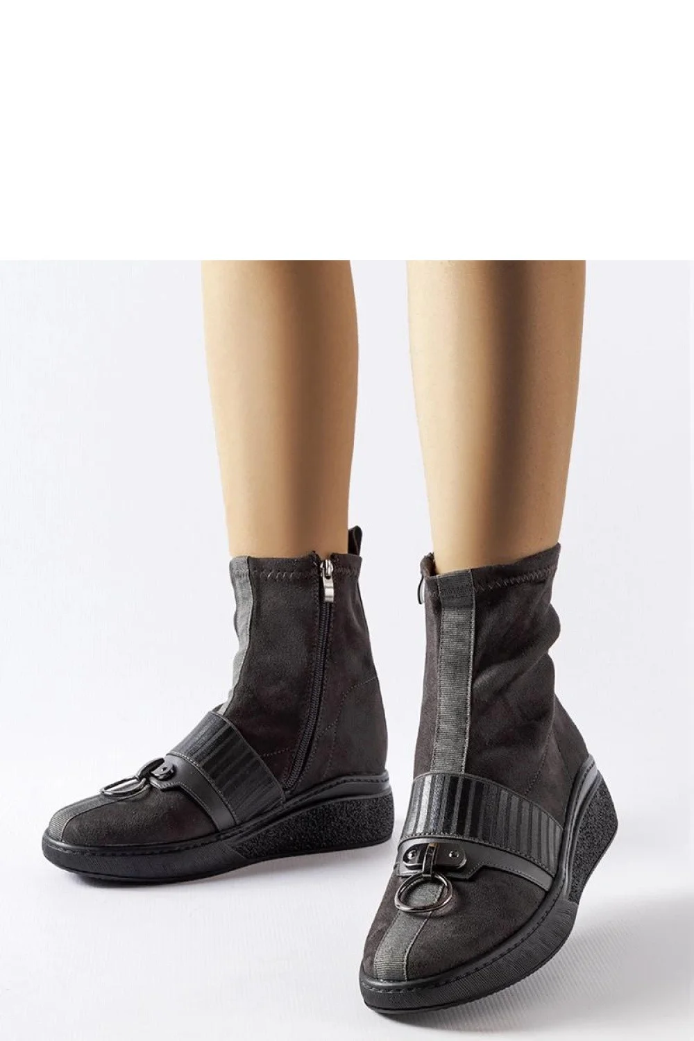 Topánky na klinovom podpätku model 206514 Solea 36