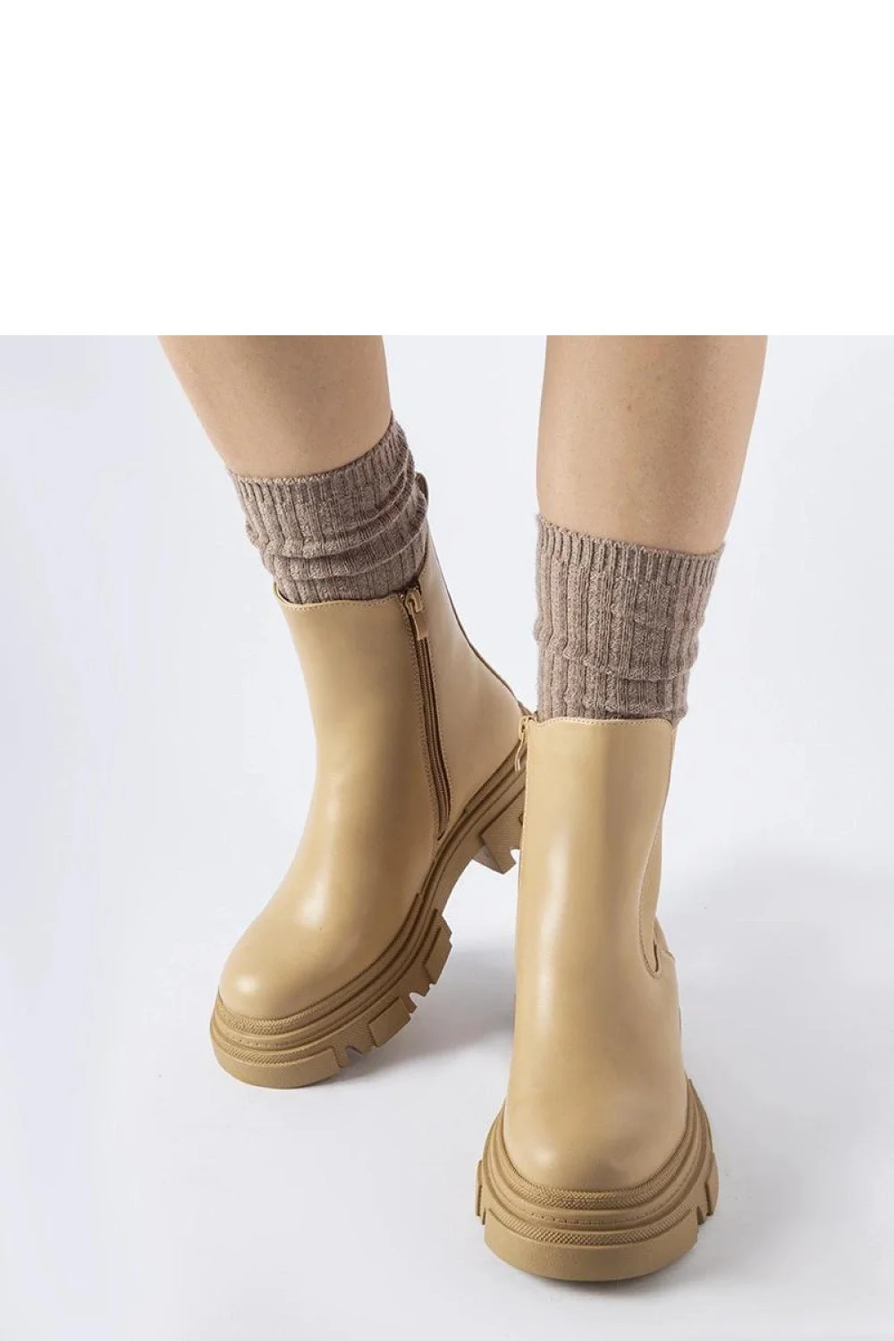 Model obuvi 206537 Solea 37