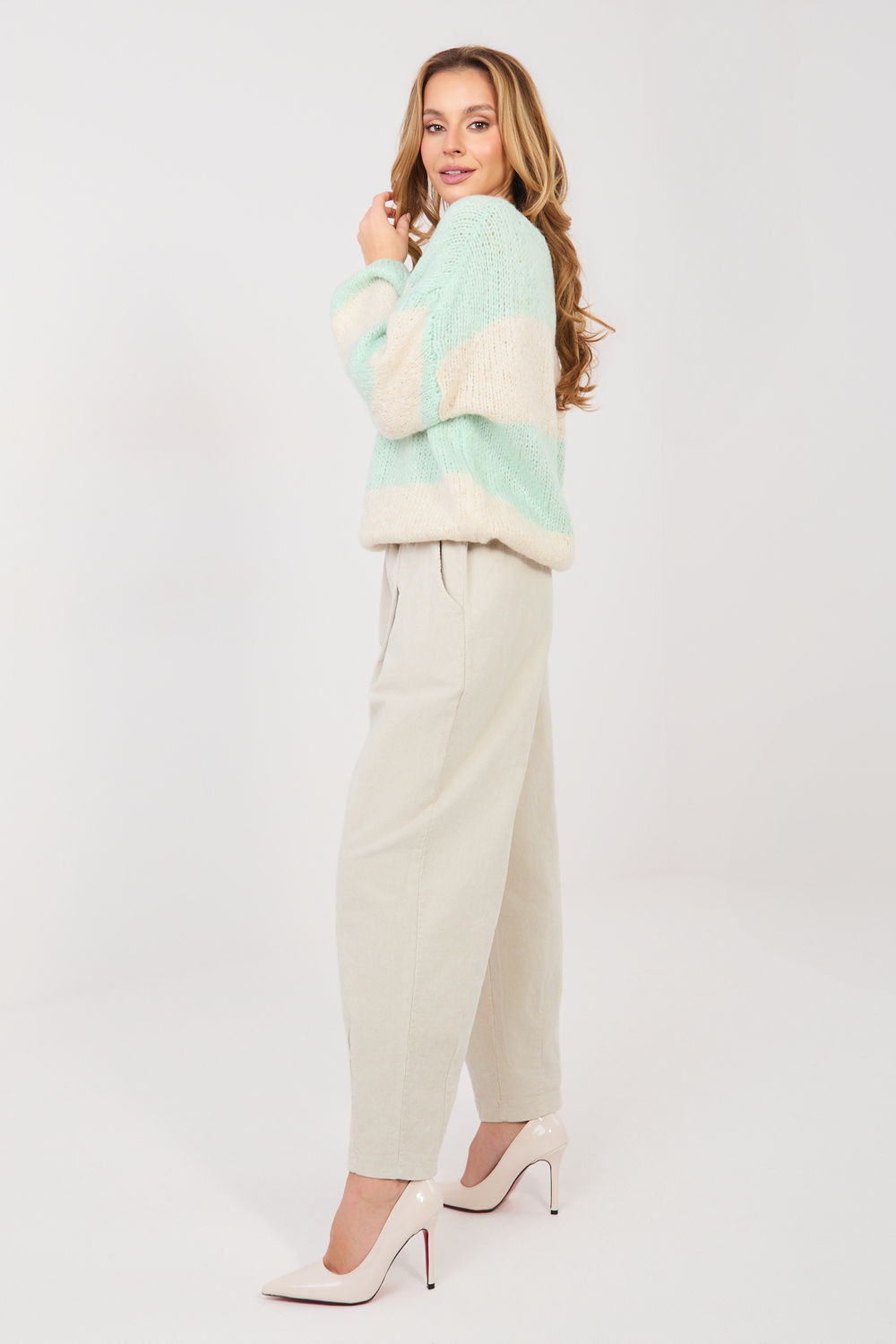 Kordové kalhoty model 224386 Italy Moda universal