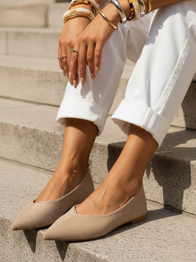 Dámske semišové špicaté baleríny béžové FashionStreet ZY1351 39