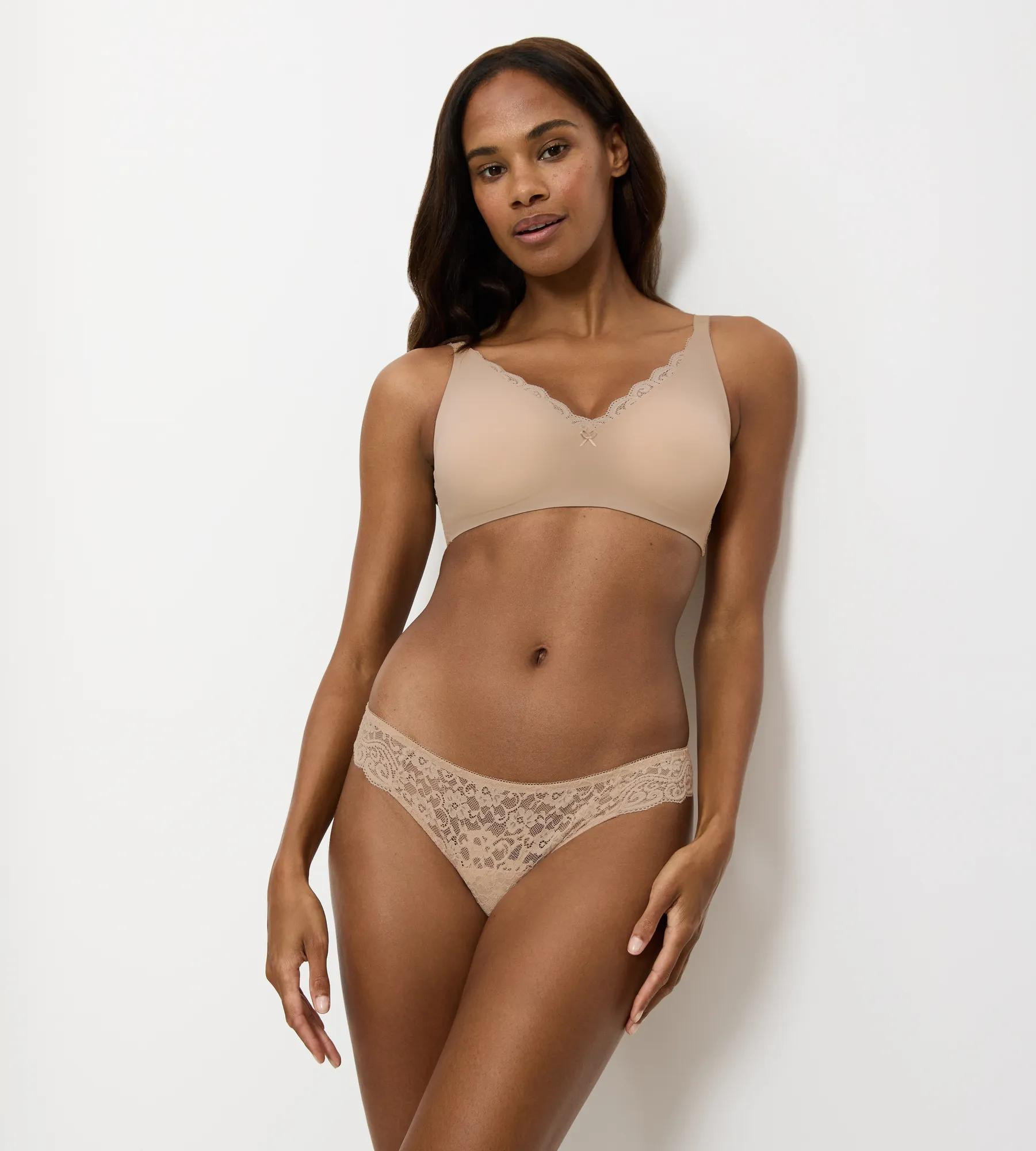 AMOURETTE - Minimizer pro hladkou, zmenšenou siluetu Triumph SKIN 80E (obrázek 7)