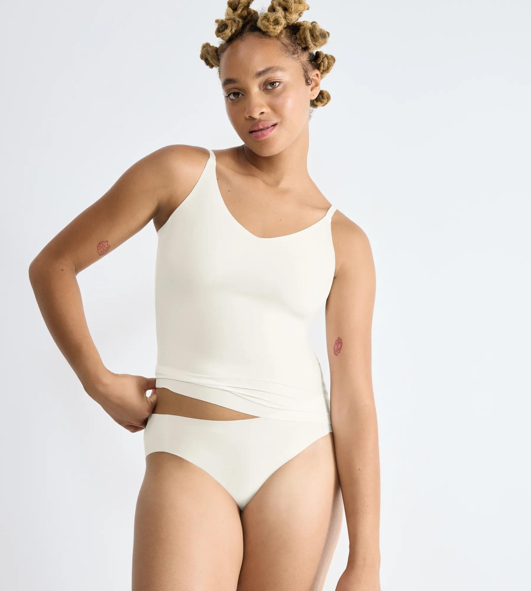 SLOGGI ZERO FEEL – Spaghetti top jako druhá kůže Sloggi SILK WHITE L (obrázek 3)
