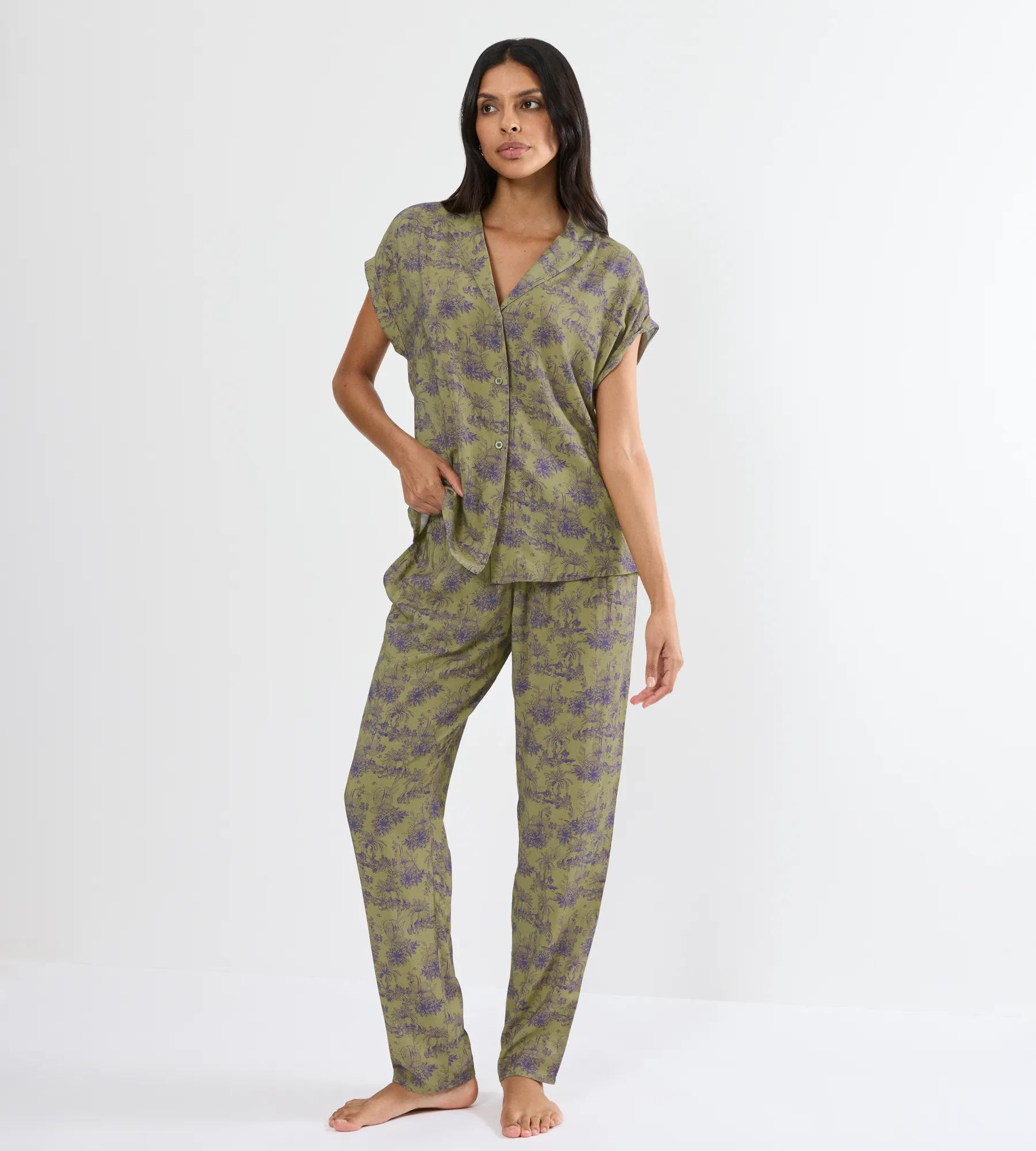 BOYFRIEND FIT - Pyžamová souprava z viskózy, volný střih Triumph GREEN 40