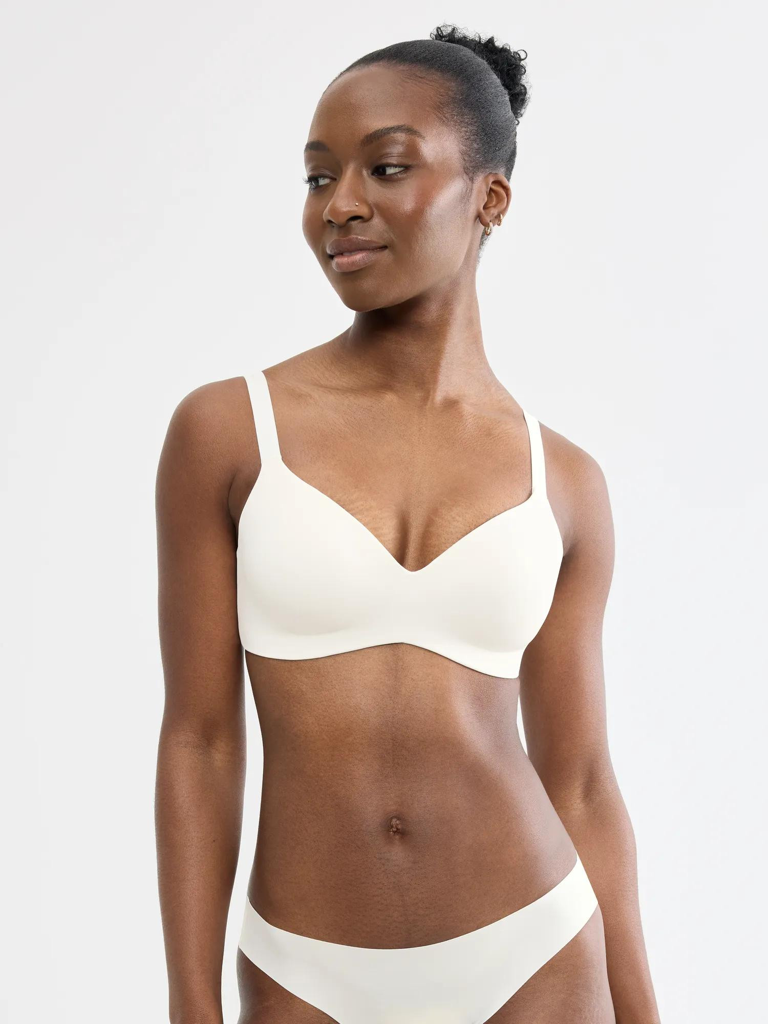 sloggi ZERO Feel 2.0 THE UP TShirt Bra - Silk White - SLOGGI Silk White - SLOGGI SILK WHITE S2