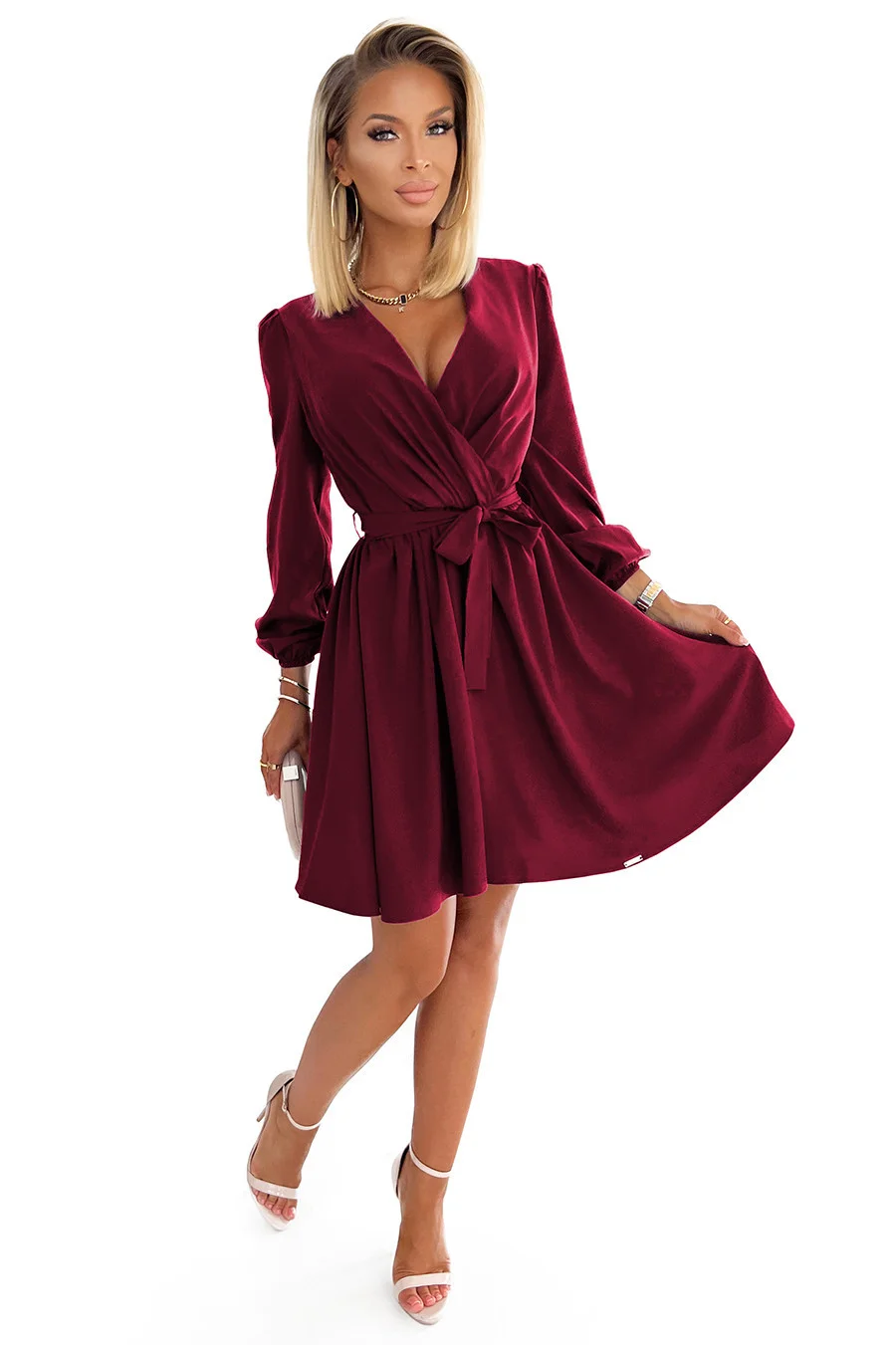 BINDY - Velmi žensky působící dámské šaty ve vínové bordó barvě s dekoltem 339-3 L/XL (obrázek 3)