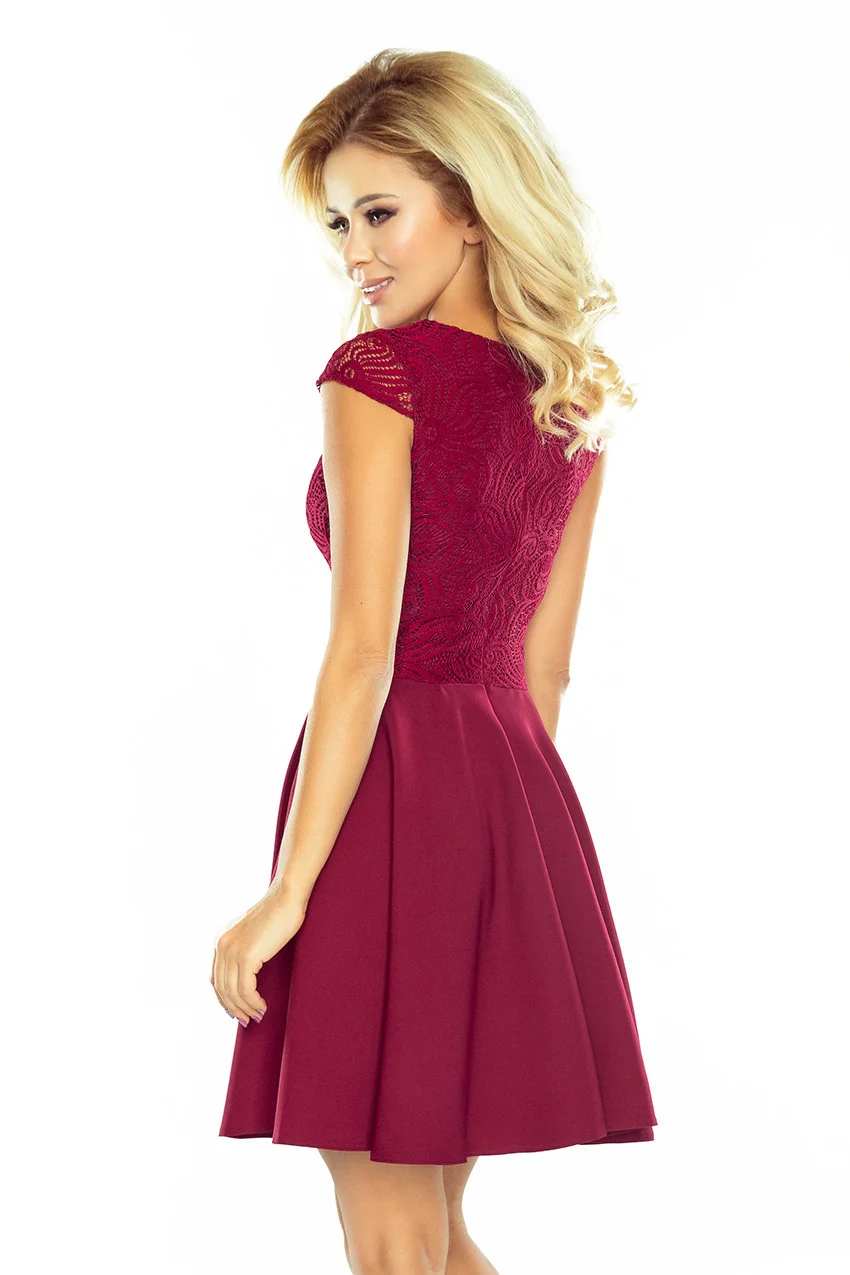 Rozšířené šaty s krajkou v bordó barvě model 5488747 XXL (obrázek 3)