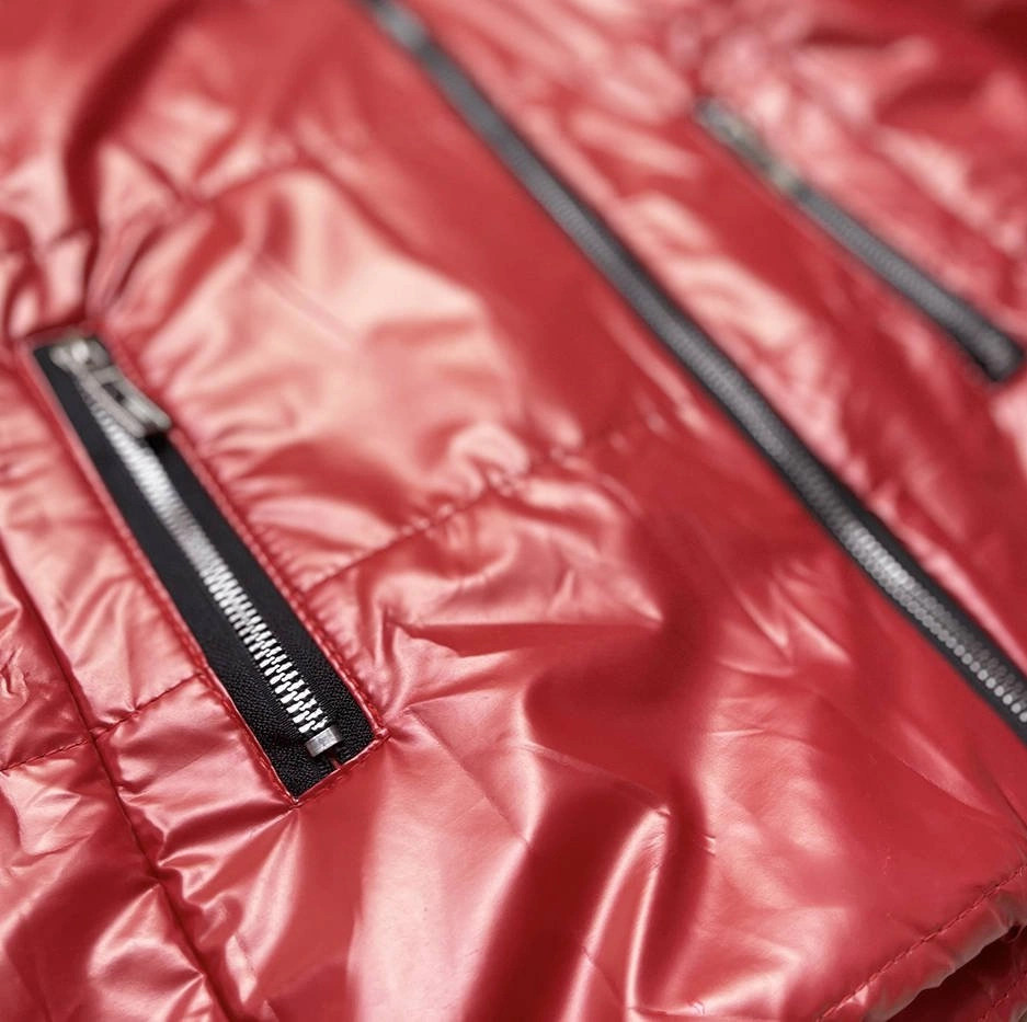 Ľahký dámsky zimný metalický budoár v bordovej farbe (721art) odstíny červené S (36)