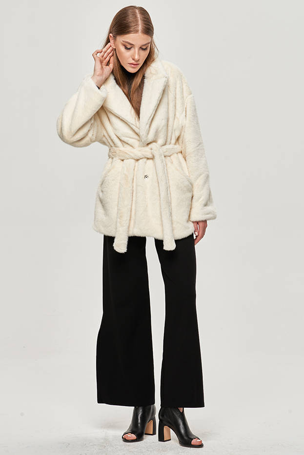 Bílá dámská bunda s límcem bílá M (38) model 16151694 - Ann Gissy