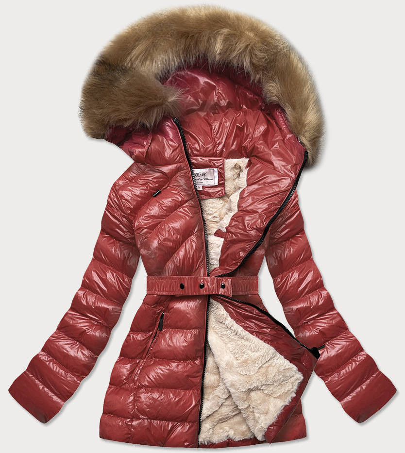 Lesklá zimní bunda ve vínové bordó barvě s mechovitou kožešinou (W674) odcienie czerwieni S (36)