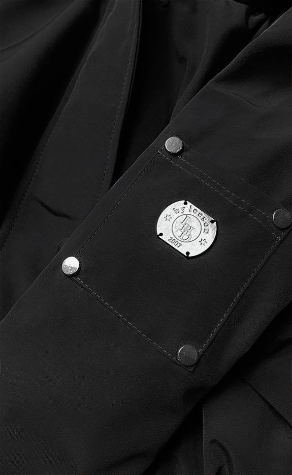 Černá dámská bunda parka s kožešinovou podšívkou (M-21506) odcienie czerni XXL (44)
