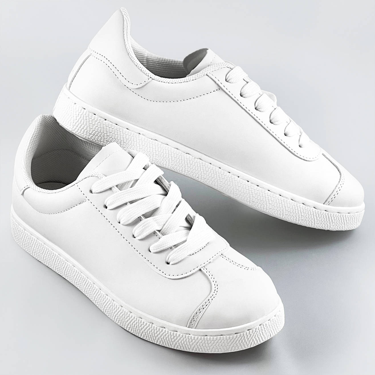 Bílé dámské šněrovací sneakersy (BF-025) Bílá XL (42)