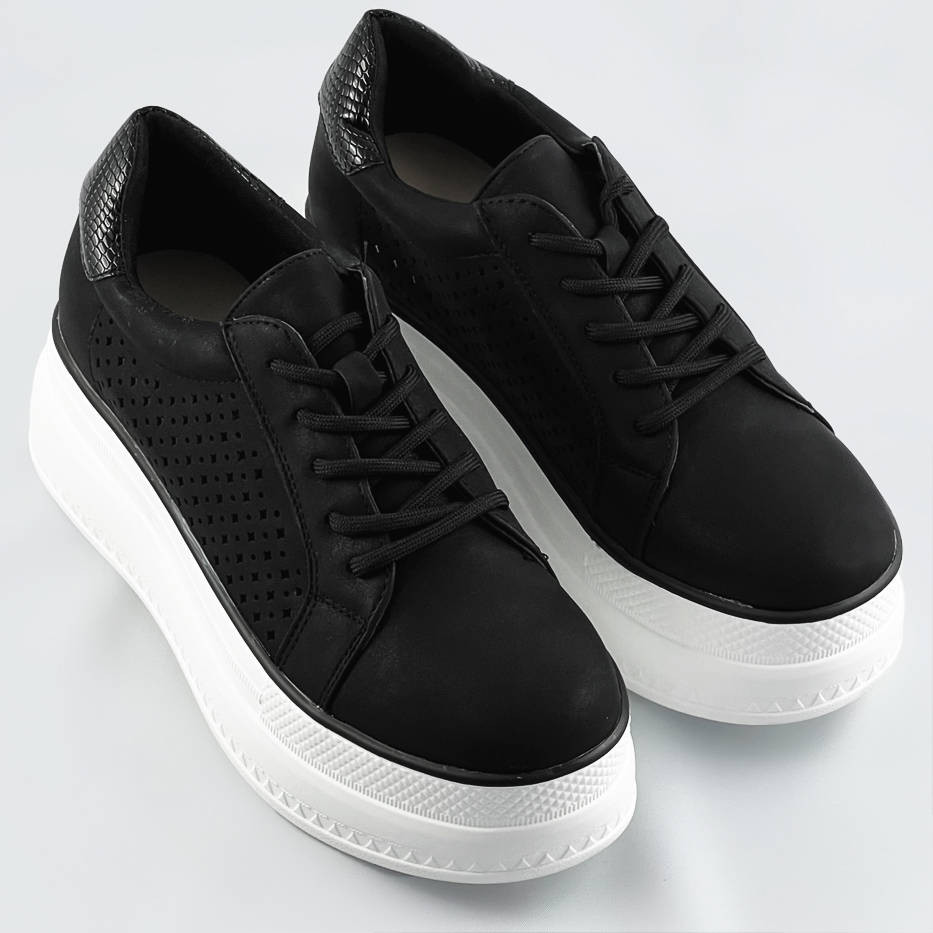 Černé ažurové dámské boty s vysokou podrážkou (DQR2290) odcienie czerni XL (42)